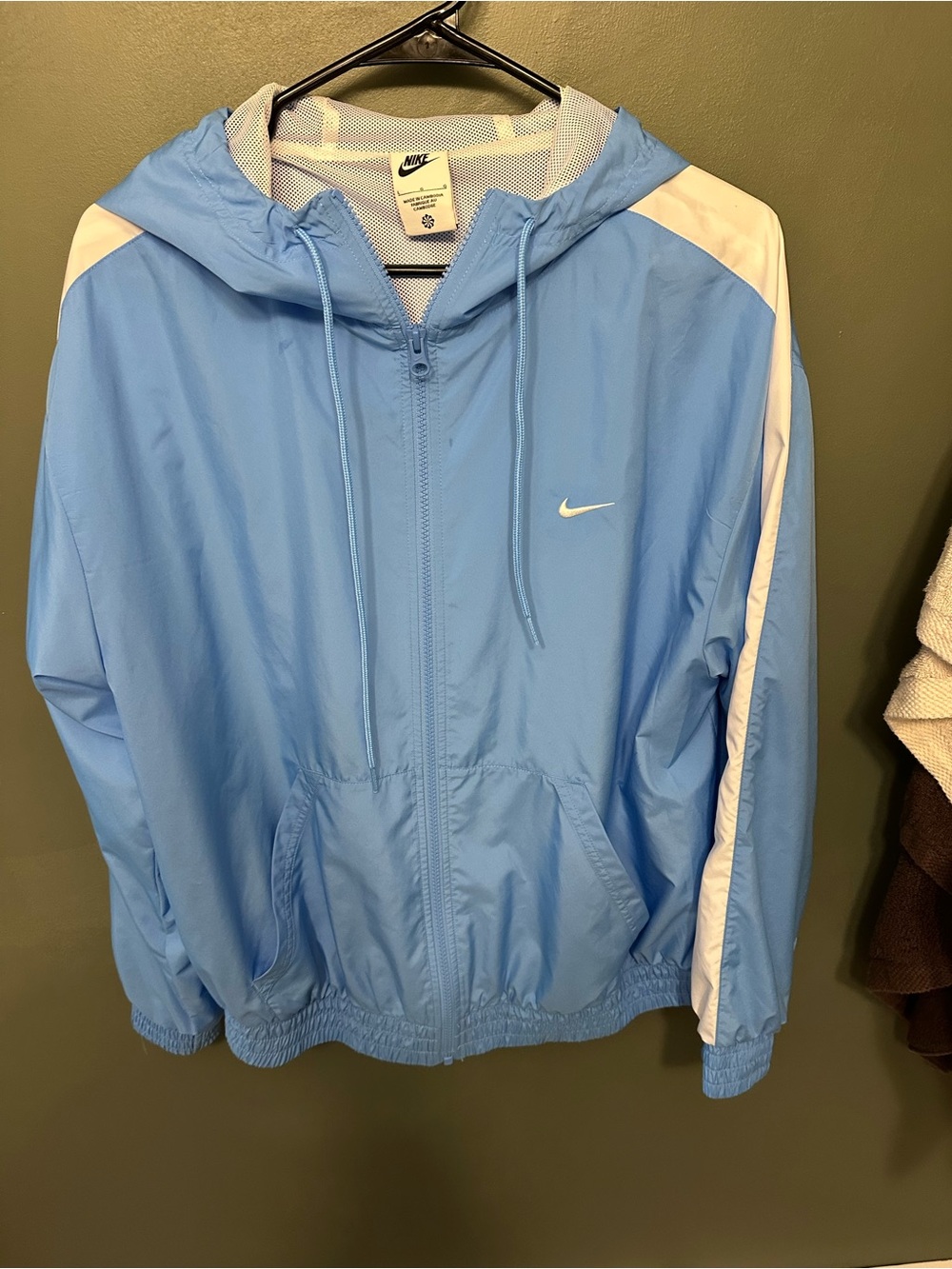 Nike Light Blue Hooded Windbreaker Jacket with White Mesh Lining